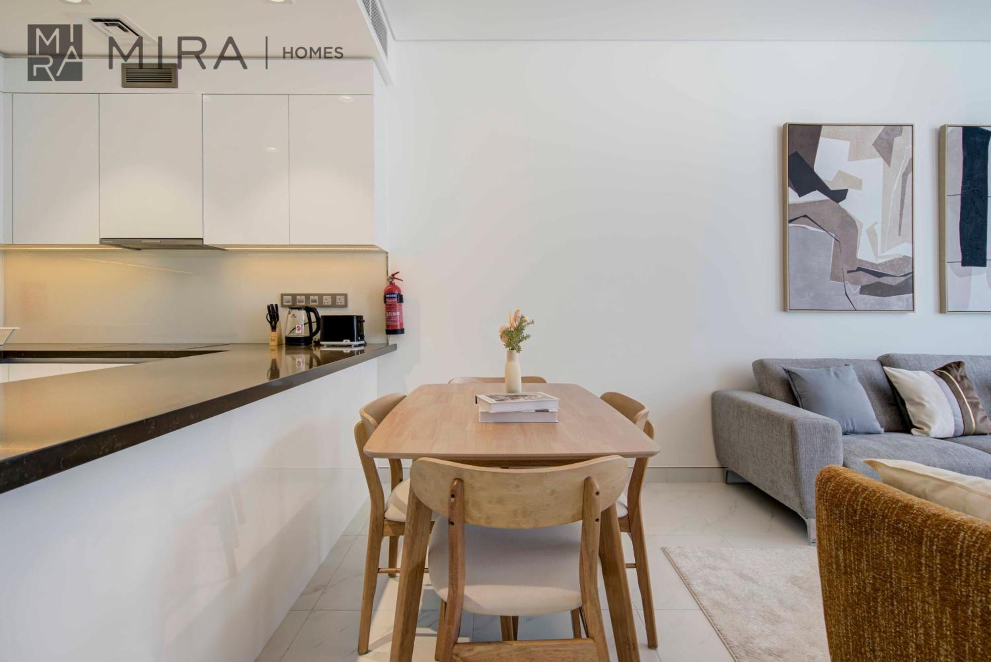 Mira Homes - Luxury 1 Bedroom In District One